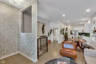 2637 W Crystal St, Chicago, IL 60622 - Photo 4