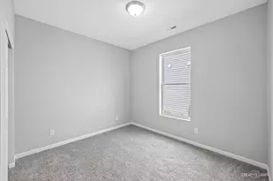 448 S Preston St, Cortland, IL 60112 - Photo 6