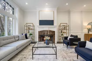 37 E Elm St, Chicago, IL 60611 - Photo 4