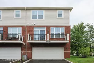 1200 Danforth Ct, Vernon Hills, IL 60061 - Photo 4