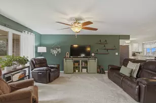 8497 N Meadowlark Ln, Stillman Valley, IL 61084 - Photo 8