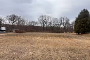 706 W Sycamore St, Millington, IL 60537 - Photo 1