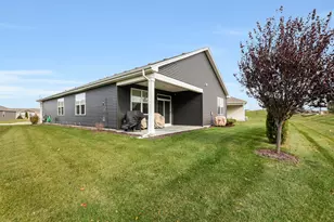 1145 Heritage Ct, Pingree Grove, IL 60140 - Photo 18