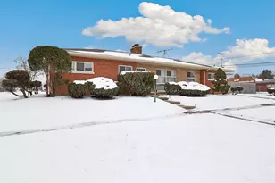 302 W 13th St, Chicago Heights, IL 60411 - Photo 1