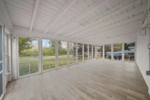 7925 William Dr, Willowbrook, IL 60527 - Photo 8