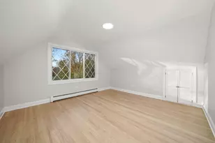 7925 William Dr, Willowbrook, IL 60527 - Photo 12