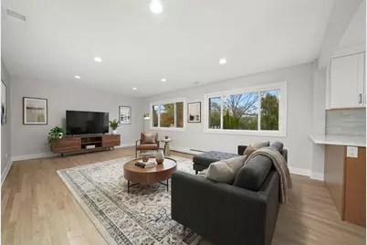 7925 William Drive, Willowbrook, IL 60527 - Photo 6