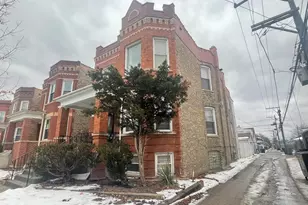 4014 W Cornelia Ave, Chicago, IL 60641 - Photo 2