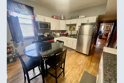 4014 W Cornelia Avenue, Chicago, IL 60641 - Photo 14