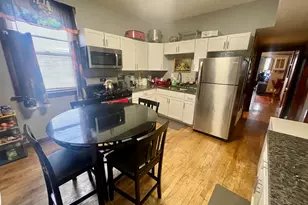 4014 W Cornelia Ave, Chicago, IL 60641 - Photo 14