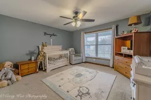 411 Meadow Ln, Hinckley, IL 60520 - Photo 16