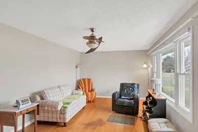 187 Alfred Drive, Sycamore, IL 60178 - Photo 10