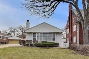 9825 S Winchester Ave, Chicago, IL 60643 - Photo 2