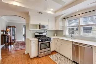 9825 S Winchester Ave, Chicago, IL 60643 - Photo 14