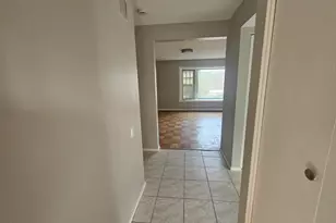 863 N Northwest Hwy, Park Ridge, IL 60068 - Photo 6