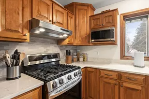 811 Sunset Dr, Mahomet, IL 61853 - Photo 18