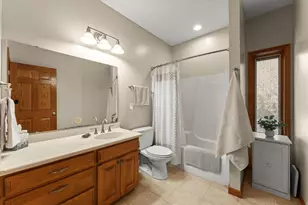 811 Sunset Dr, Mahomet, IL 61853 - Photo 28