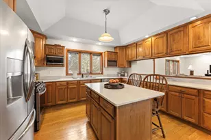 811 Sunset Dr, Mahomet, IL 61853 - Photo 16