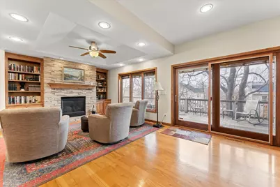 811 Sunset Drive, Mahomet, IL 61853 - Photo 8