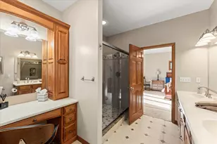 811 Sunset Dr, Mahomet, IL 61853 - Photo 26