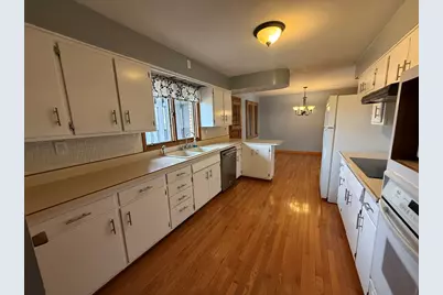 2116 14th Street, Peru, IL 61354 - Photo 10