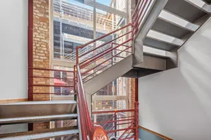 6412 S Woodlawn Ave, Chicago, IL 60637 - Photo 2