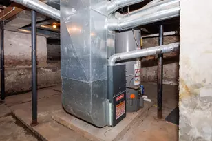 907 E Madison St, Pontiac, IL 61764 - Photo 22