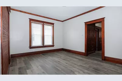 907 E Madison Street, Pontiac, IL 61764 - Photo 18