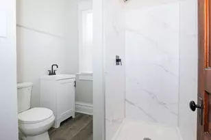 907 E Madison St, Pontiac, IL 61764 - Photo 10