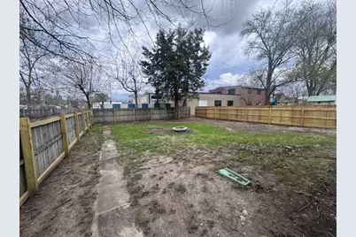 907 E Madison Street, Pontiac, IL 61764 - Photo 26