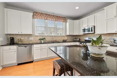 1702 Patriot Street, Shorewood, IL 60404 - Photo 12