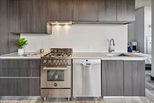 [Address not provided], Chicago, IL 60607 - Photo 6