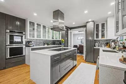 2076 Valley Lo Lane, Glenview, IL 60025 - Photo 14