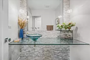 2076 Valley Lo Ln, Glenview, IL 60025 - Photo 10