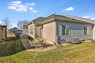 895 Eineke Blvd, Algonquin, IL 60102 - Photo 24