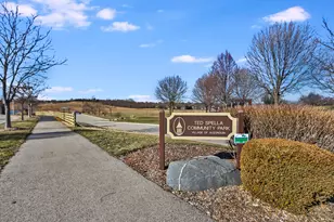 895 Eineke Blvd, Algonquin, IL 60102 - Photo 26