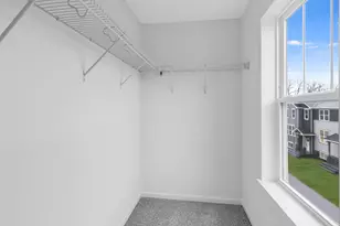 414 Red Oak Cir, Volo, IL 60020 - Photo 8