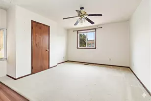 6036 S 74th Ave, Summit, IL 60501 - Photo 14