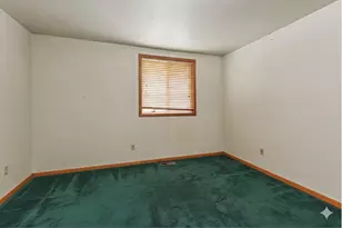 6036 S 74th Ave, Summit, IL 60501 - Photo 12