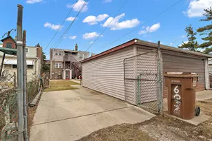 6036 S 74th Ave, Summit, IL 60501 - Photo 24