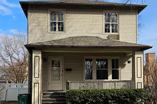 512 N Ridgeland Ave, Oak Park, IL 60302 - Photo 1