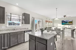 634 Virginia St, Elburn, IL 60119 - Photo 10