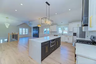 6515 W 82nd St, Burbank, IL 60459 - Photo 16