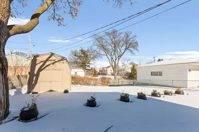 1042 W Central Road, Mount Prospect, IL 60056 - Photo 16