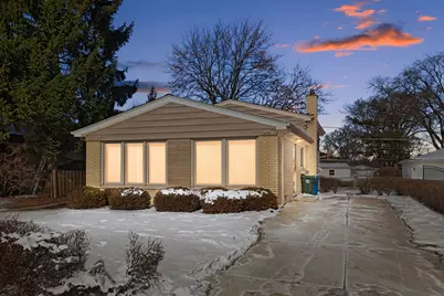 1042 W Central Road, Mount Prospect, IL 60056 - Photo 1