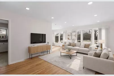 1042 W Central Road, Mount Prospect, IL 60056 - Photo 4