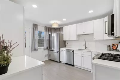 504 N Russel Street, Mount Prospect, IL 60056 - Photo 6