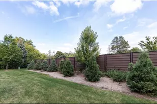 2108 Weatherbee Ln, Naperville, IL 60563 - Photo 24