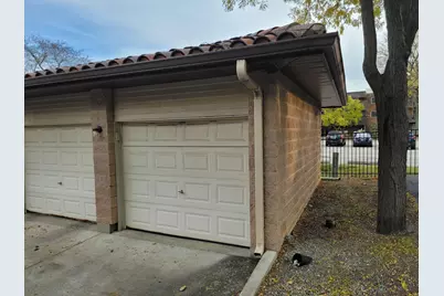 21W581 North Avenue #84, Lombard, IL 60148 - Photo 2