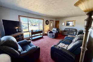 820 N Crestview Trail, Byron, IL 61010 - Photo 2